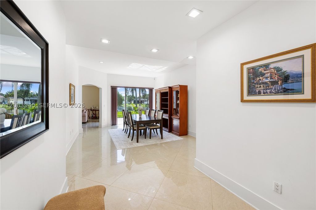 Image 5 of property listing at 18806 NW 23rd Pl, Pembroke Pines, FL 33029