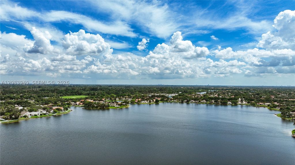 Image 54 of property listing at 18806 NW 23rd Pl, Pembroke Pines, FL 33029