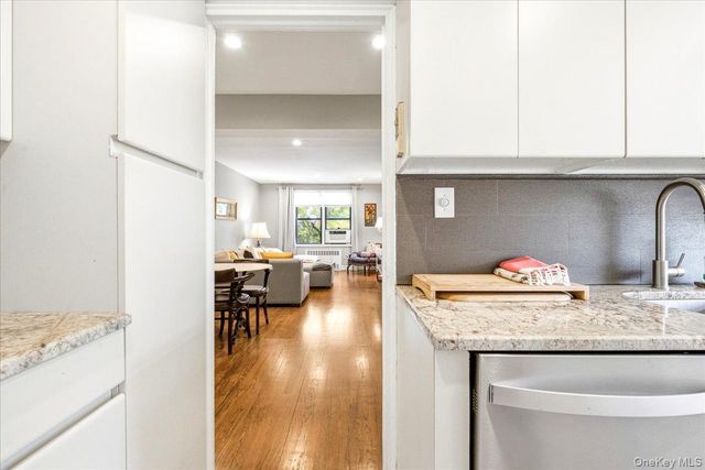 102-32 65th Avenue A44, Forest Hills, NY 11375