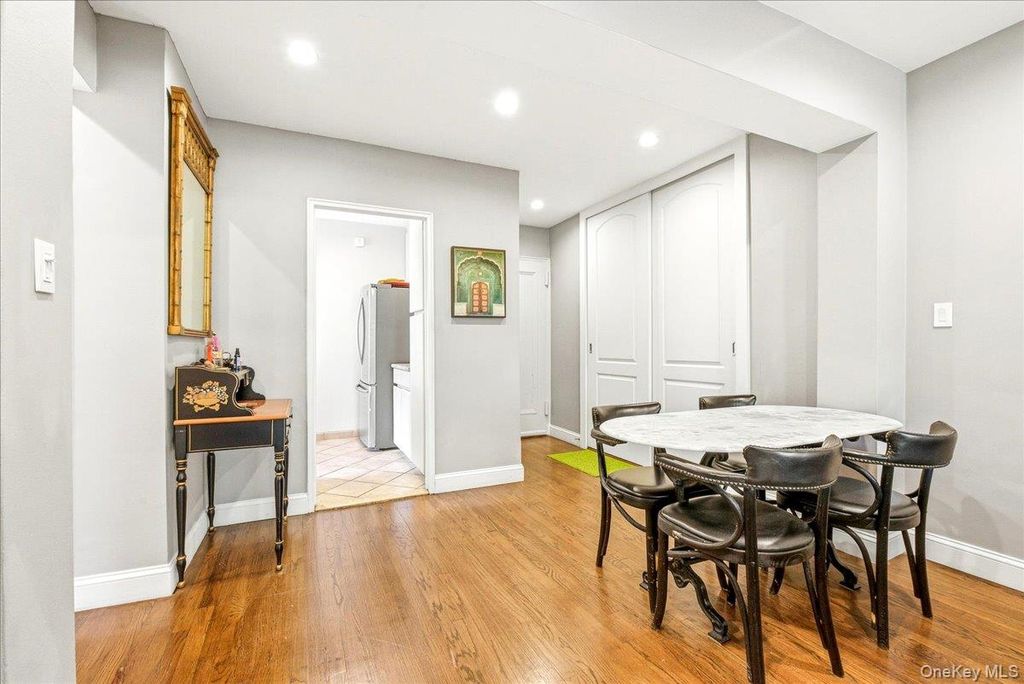 102-32 65th Avenue A44, Forest Hills, NY 11375 — photo 3