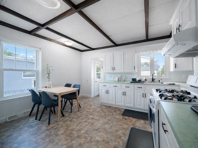 10 Guild Rd, Saugus, MA 01906