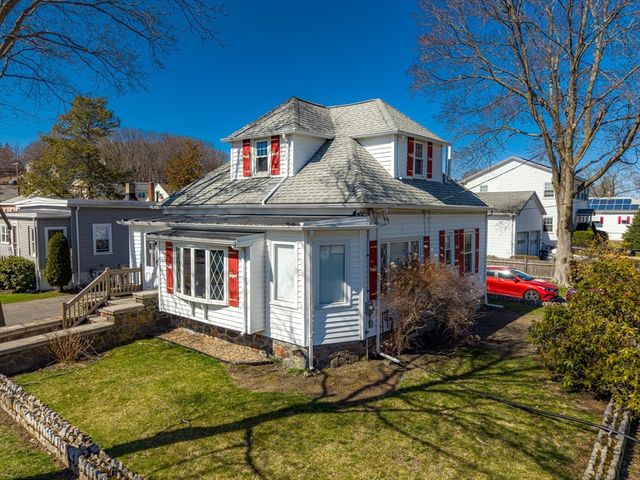 10 Guild Rd, Saugus, MA 01906
