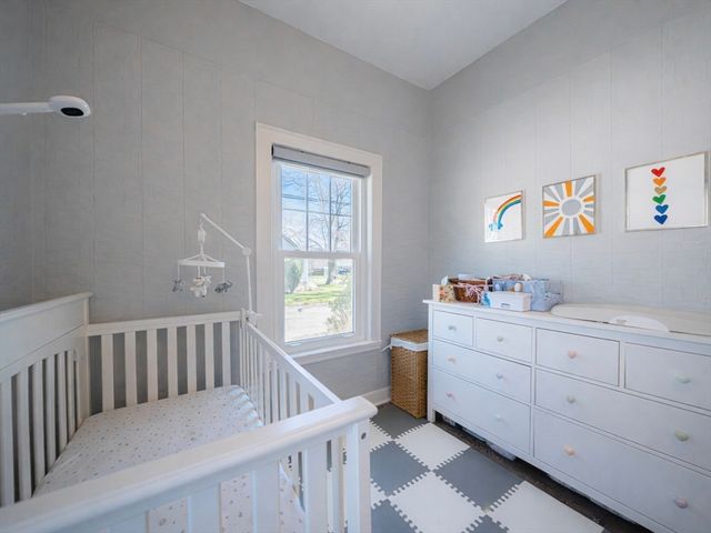 10 Guild Rd, Saugus, MA 01906