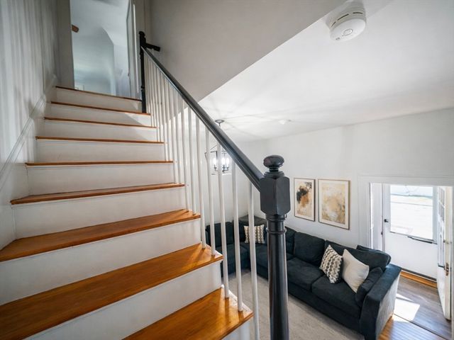 10 Guild Rd, Saugus, MA 01906