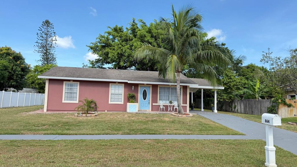 864 SE Festivo Court, Port St. Lucie, Port St Lucie, FL 34983