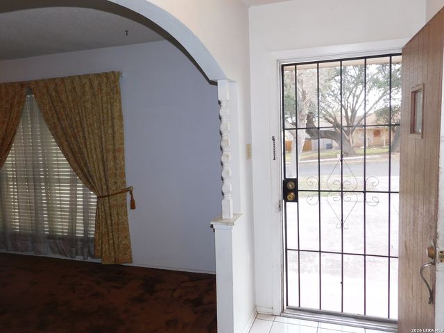 6019 Rainmaker, San Antonio, TX 78238