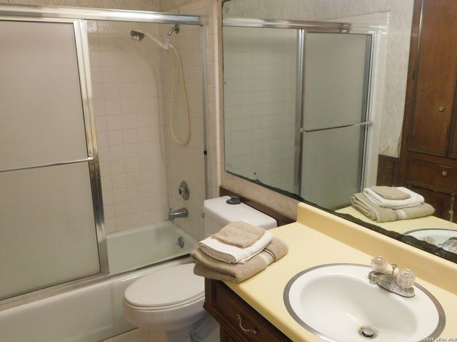 6019 Rainmaker, San Antonio, TX 78238