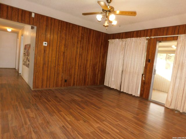 6019 Rainmaker, San Antonio, TX 78238