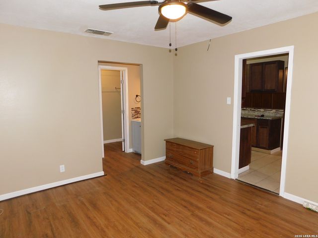 6019 Rainmaker, San Antonio, TX 78238