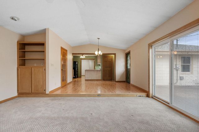 8100 Clinton Avenue S, Bloomington, MN 55420