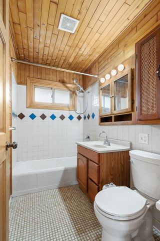 8100 Clinton Avenue S, Bloomington, MN 55420