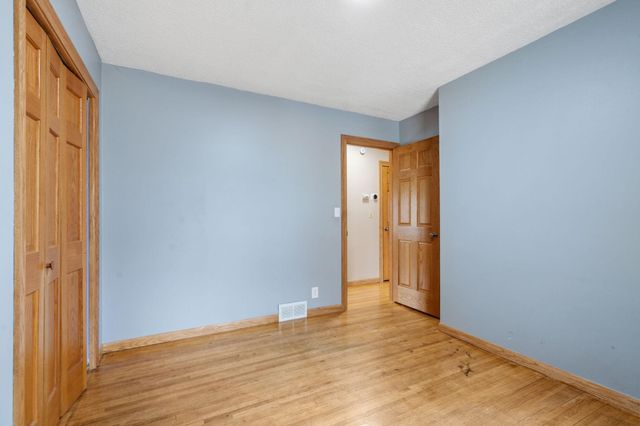 8100 Clinton Avenue S, Bloomington, MN 55420