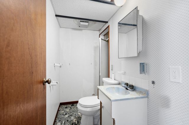 8100 Clinton Avenue S, Bloomington, MN 55420