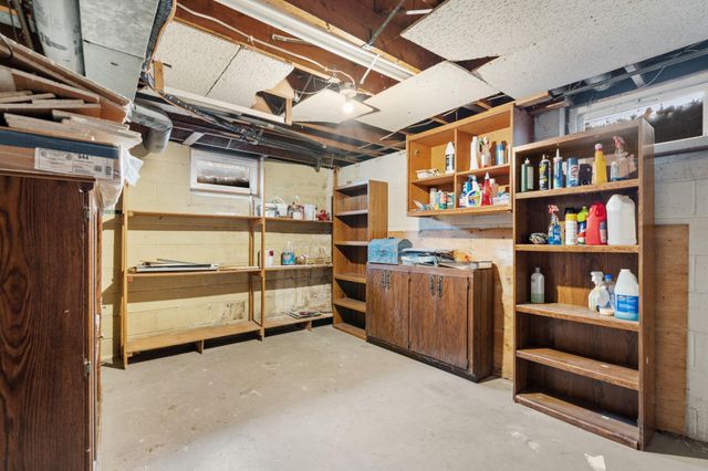 8100 Clinton Avenue S, Bloomington, MN 55420