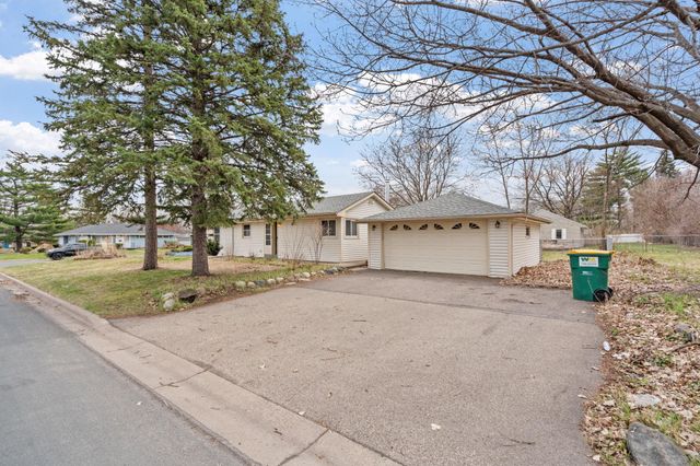 8100 Clinton Avenue S, Bloomington, MN 55420