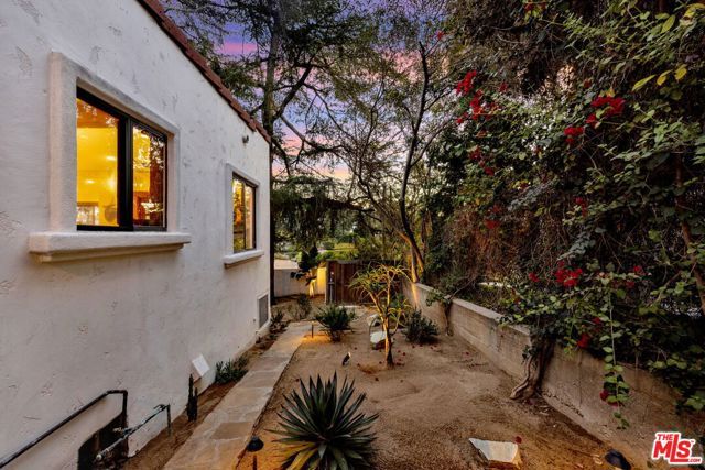 2021 Rome Drive, Los Angeles, CA 90065