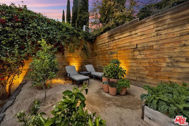 2021 Rome Drive, Los Angeles, CA 90065