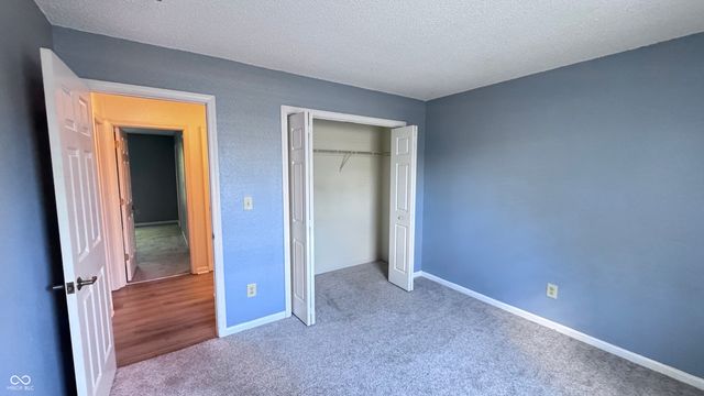 2119 W Van Arsdall Court, Columbus, IN 47201