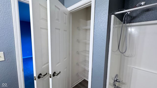 2119 W Van Arsdall Court, Columbus, IN 47201
