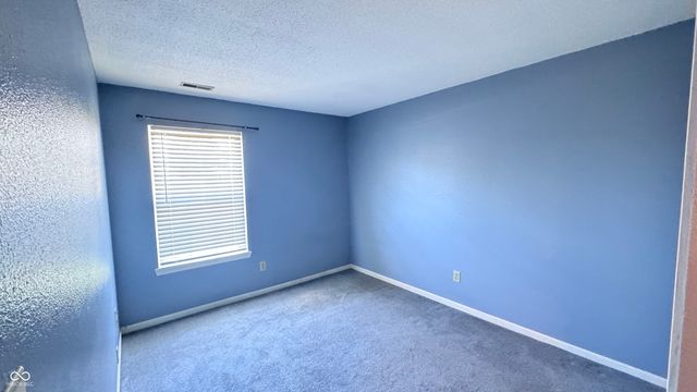 2119 W Van Arsdall Court, Columbus, IN 47201