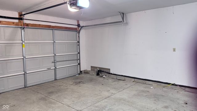 2119 W Van Arsdall Court, Columbus, IN 47201