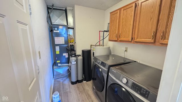2119 W Van Arsdall Court, Columbus, IN 47201