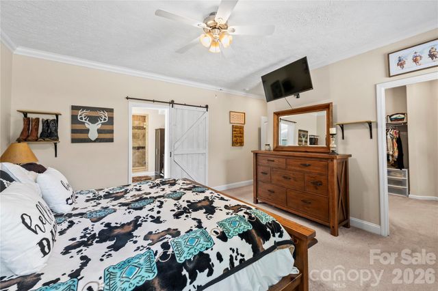 111 Robin Street, Hendersonville, NC 28739