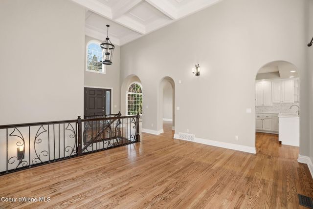 1611 E Heritage Ln, Spokane, WA 99208