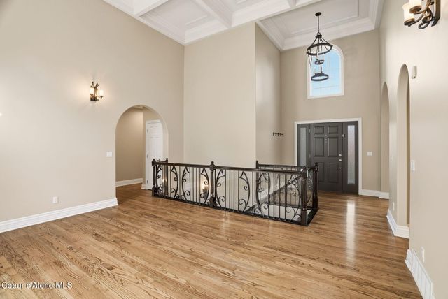 1611 E Heritage Ln, Spokane, WA 99208