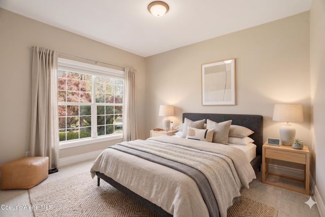 1611 E Heritage Ln, Spokane, WA 99208