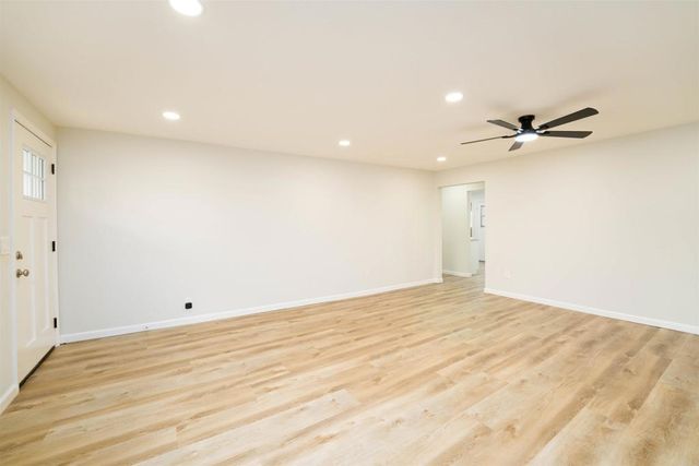 1758 Manor Drive, Vista, CA 92084