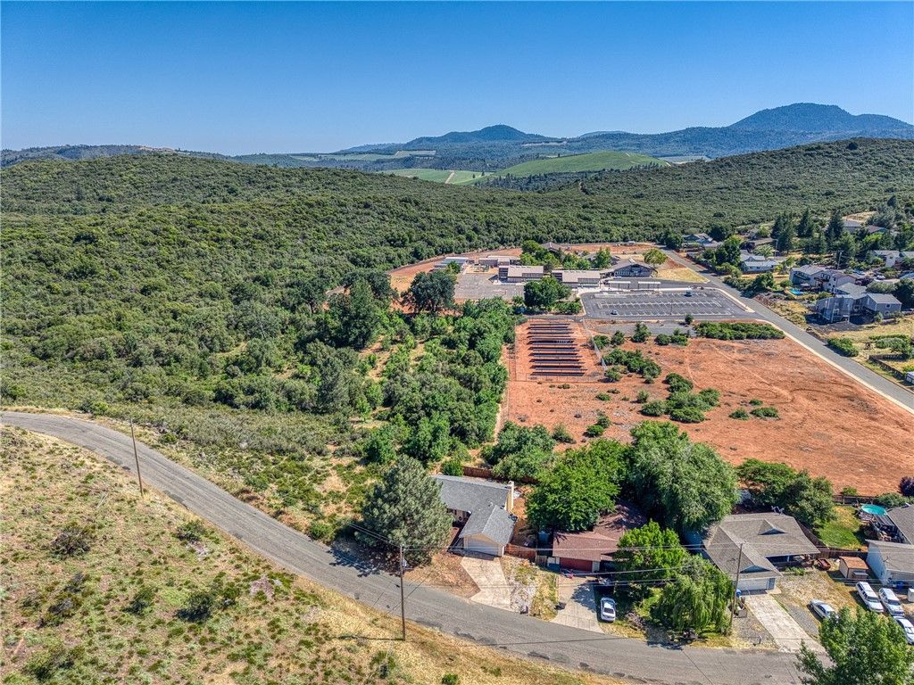 Image 1 of property listing at 10565 Sunset Ridge, Kelseyville, CA 95451