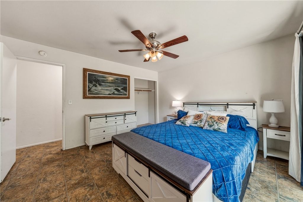 Image 14 of property listing at 10565 Sunset Ridge, Kelseyville, CA 95451