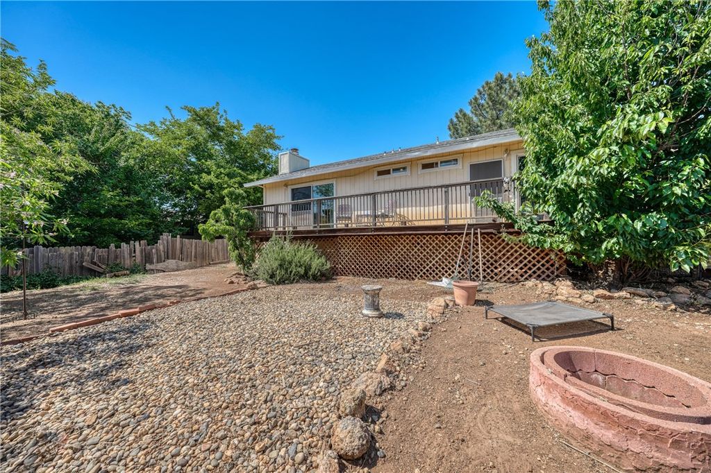 Image 24 of property listing at 10565 Sunset Ridge, Kelseyville, CA 95451