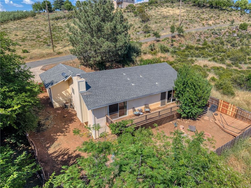 Image 28 of property listing at 10565 Sunset Ridge, Kelseyville, CA 95451