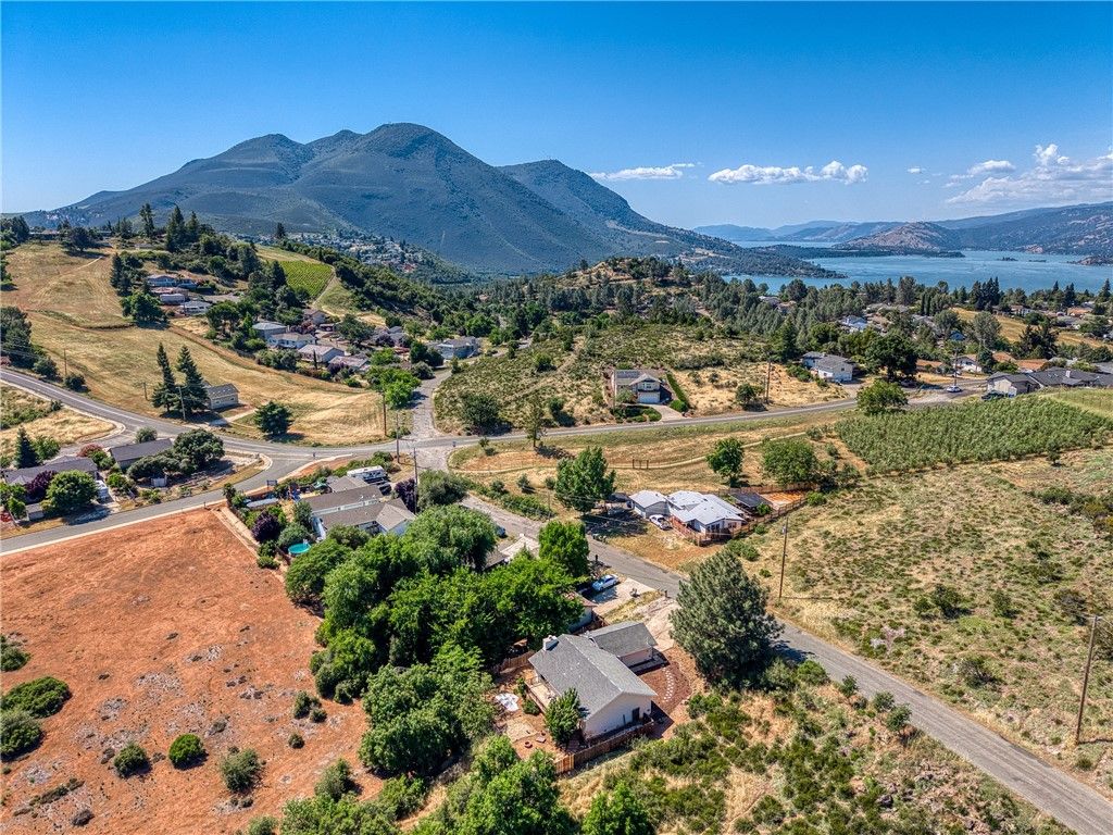 Image 29 of property listing at 10565 Sunset Ridge, Kelseyville, CA 95451
