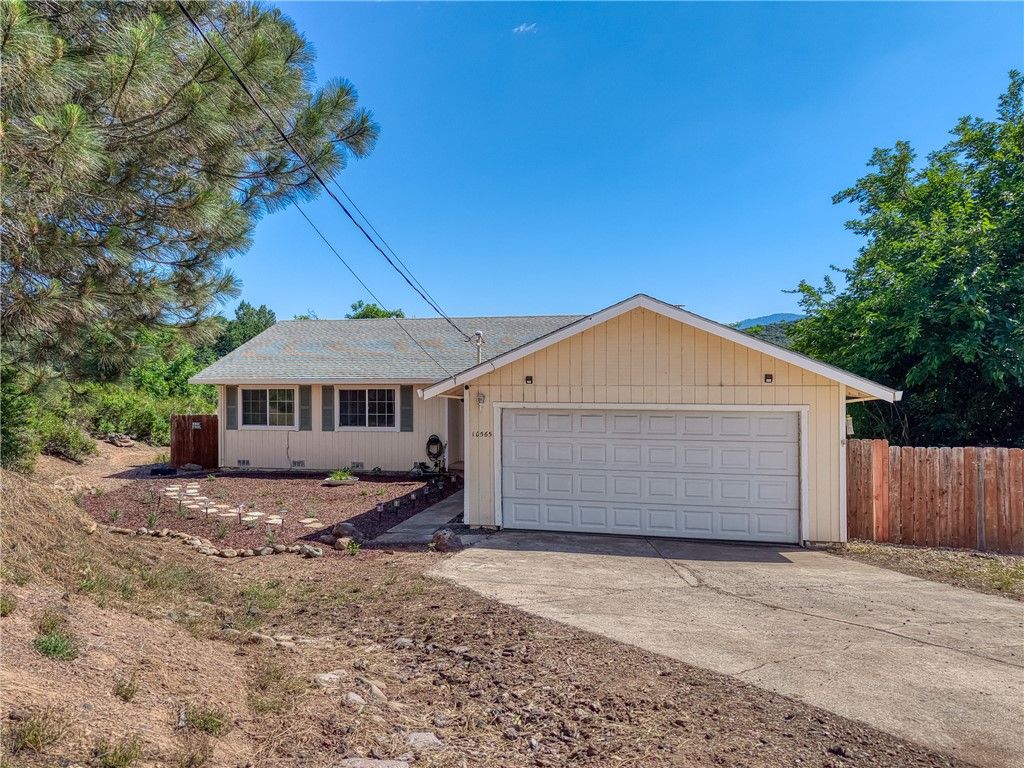 Image 3 of property listing at 10565 Sunset Ridge, Kelseyville, CA 95451