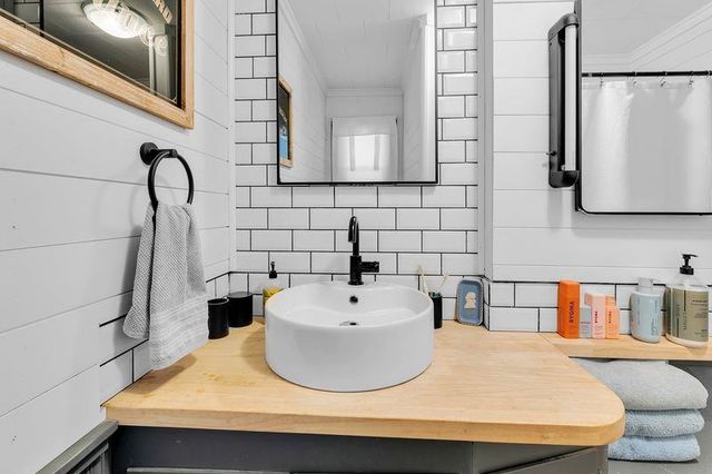 121 Anderson Avenue, Pacolet, SC 29372