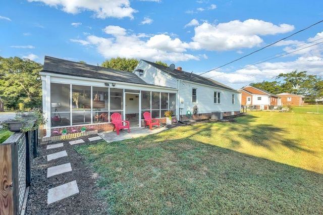 121 Anderson Avenue, Pacolet, SC 29372