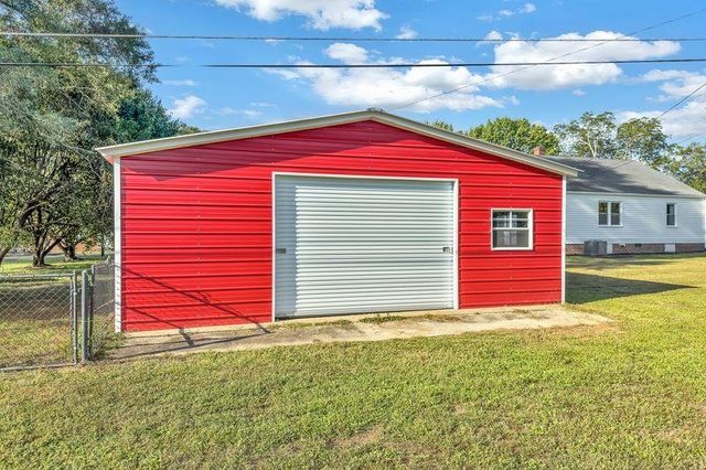 121 Anderson Avenue, Pacolet, SC 29372