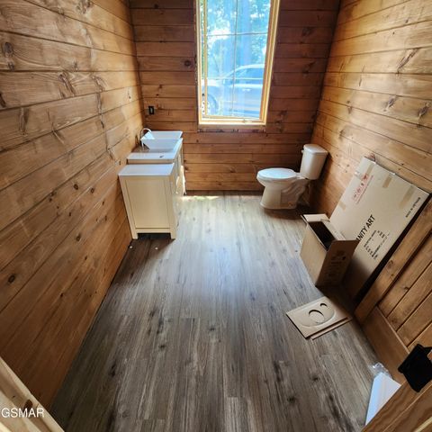 1970 Spurling Road, Sevierville, TN 37876