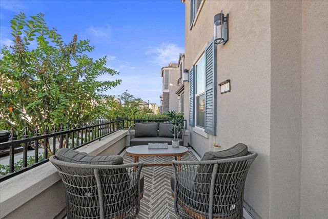 3213 Longspur Ln, West Sacramento, CA 95691