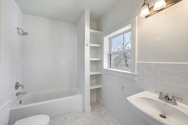 3008 Amherst, West University Place, TX 77005