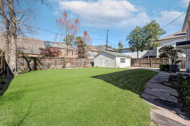 3008 Amherst, West University Place, TX 77005