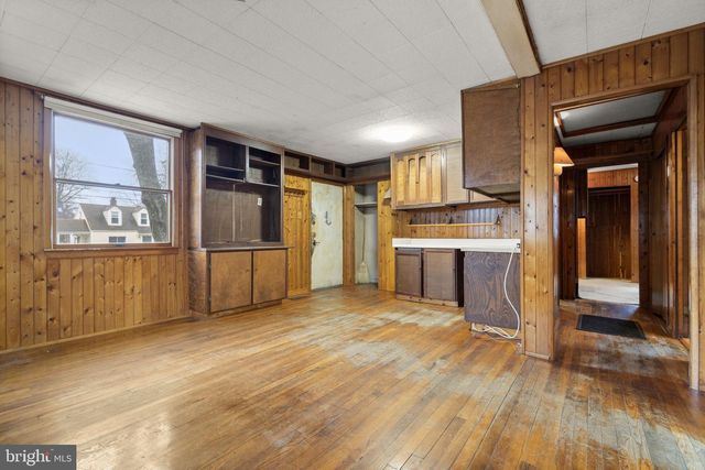 9910 LORAIN AVE, Silver Spring, MD 20901