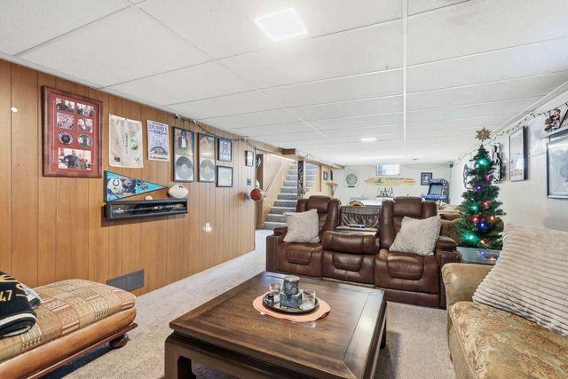 3610 30th Avenue, Rock Island, IL 61201