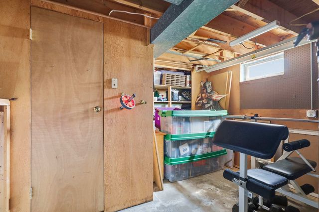 3610 30th Avenue, Rock Island, IL 61201