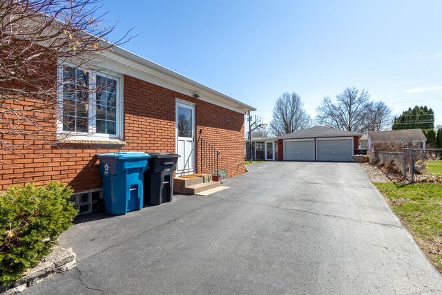 3610 30th Avenue, Rock Island, IL 61201