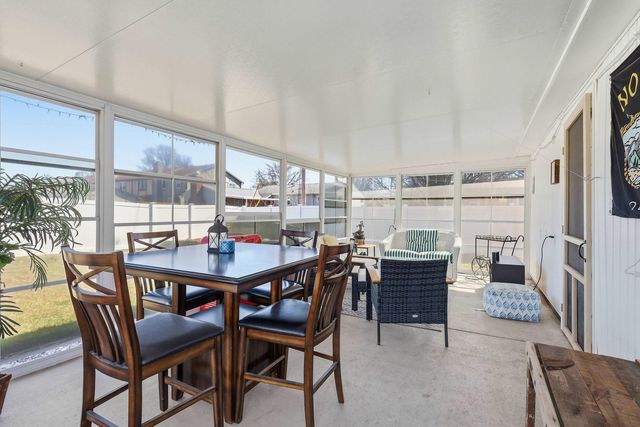 3610 30th Avenue, Rock Island, IL 61201