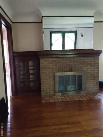 2212 Hoff Street, Flint, MI 48506